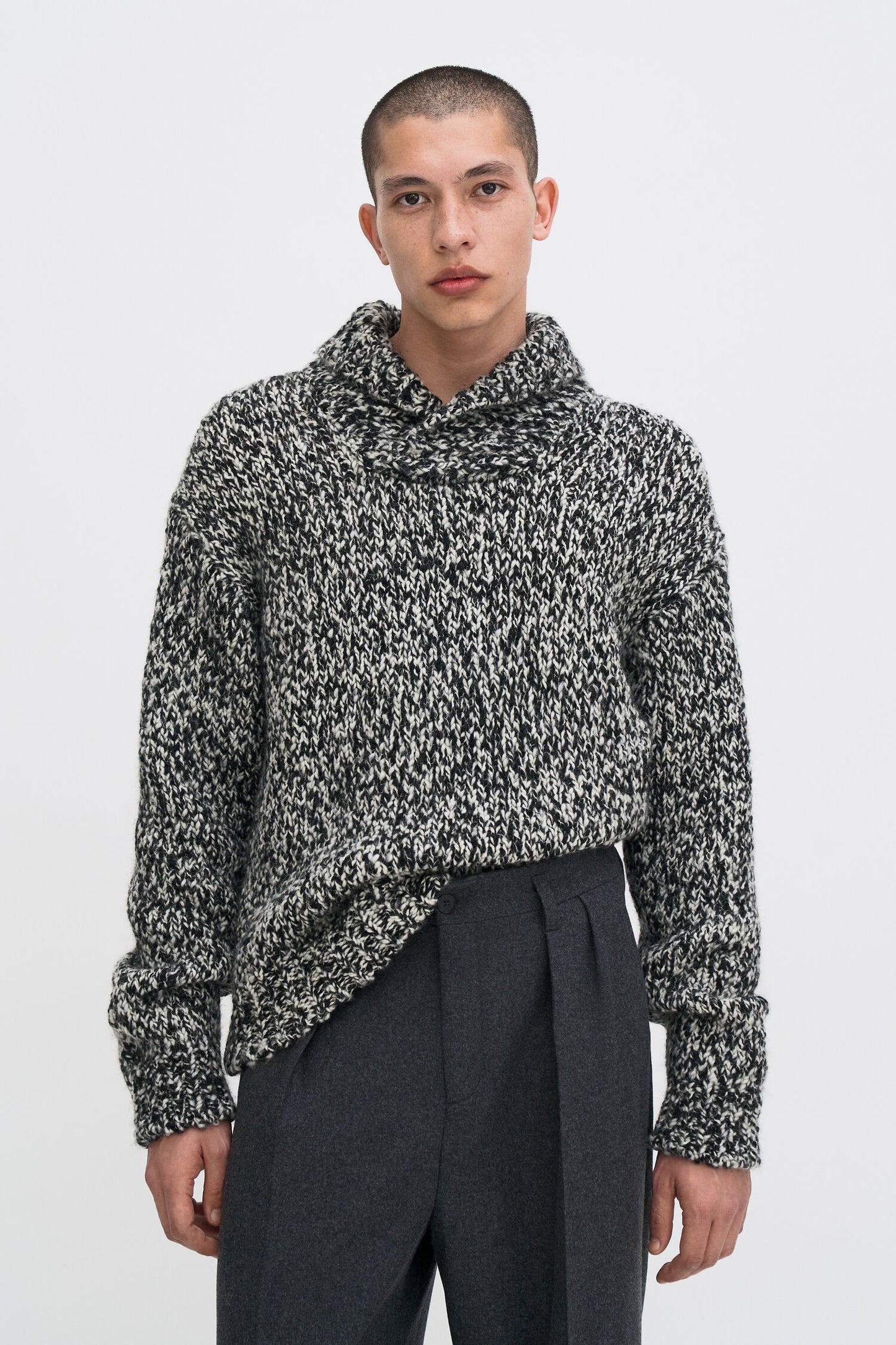 SHAWL COLLAR MOULIN SWEATER