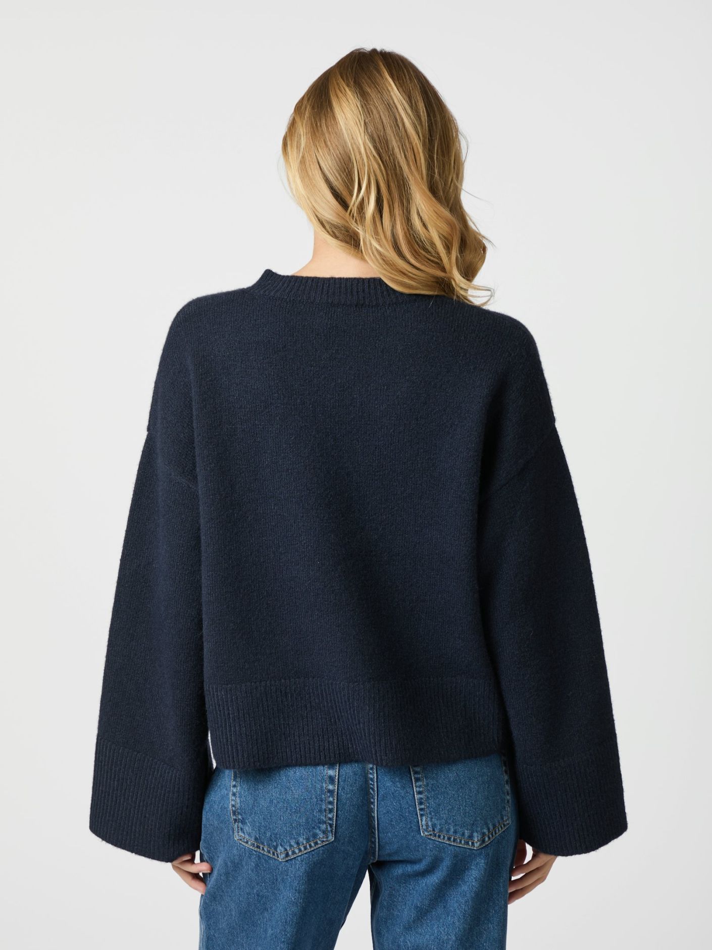 DOVA KNIT BLOUSE