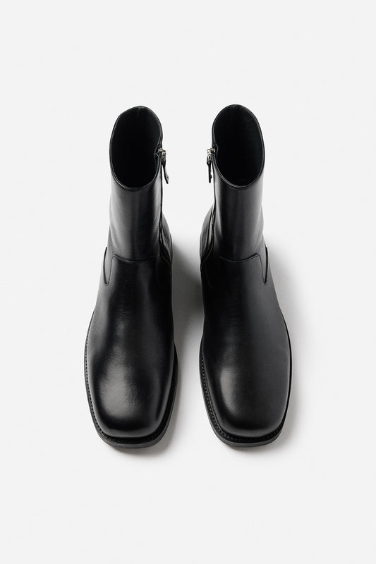 LEATHER ANKLE BOOTS