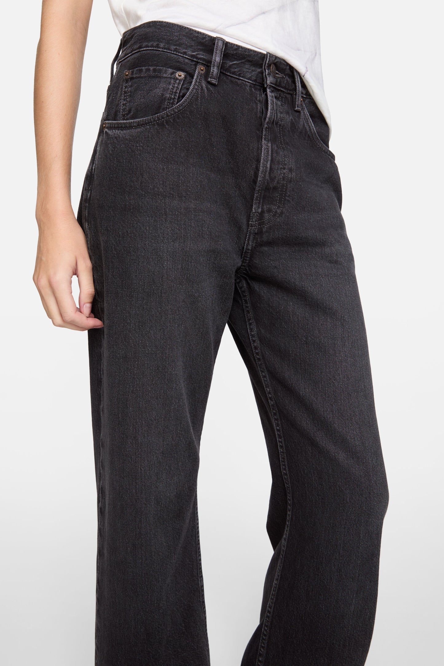 ACNE STUDIOS 2021 VINTAGE BLACK