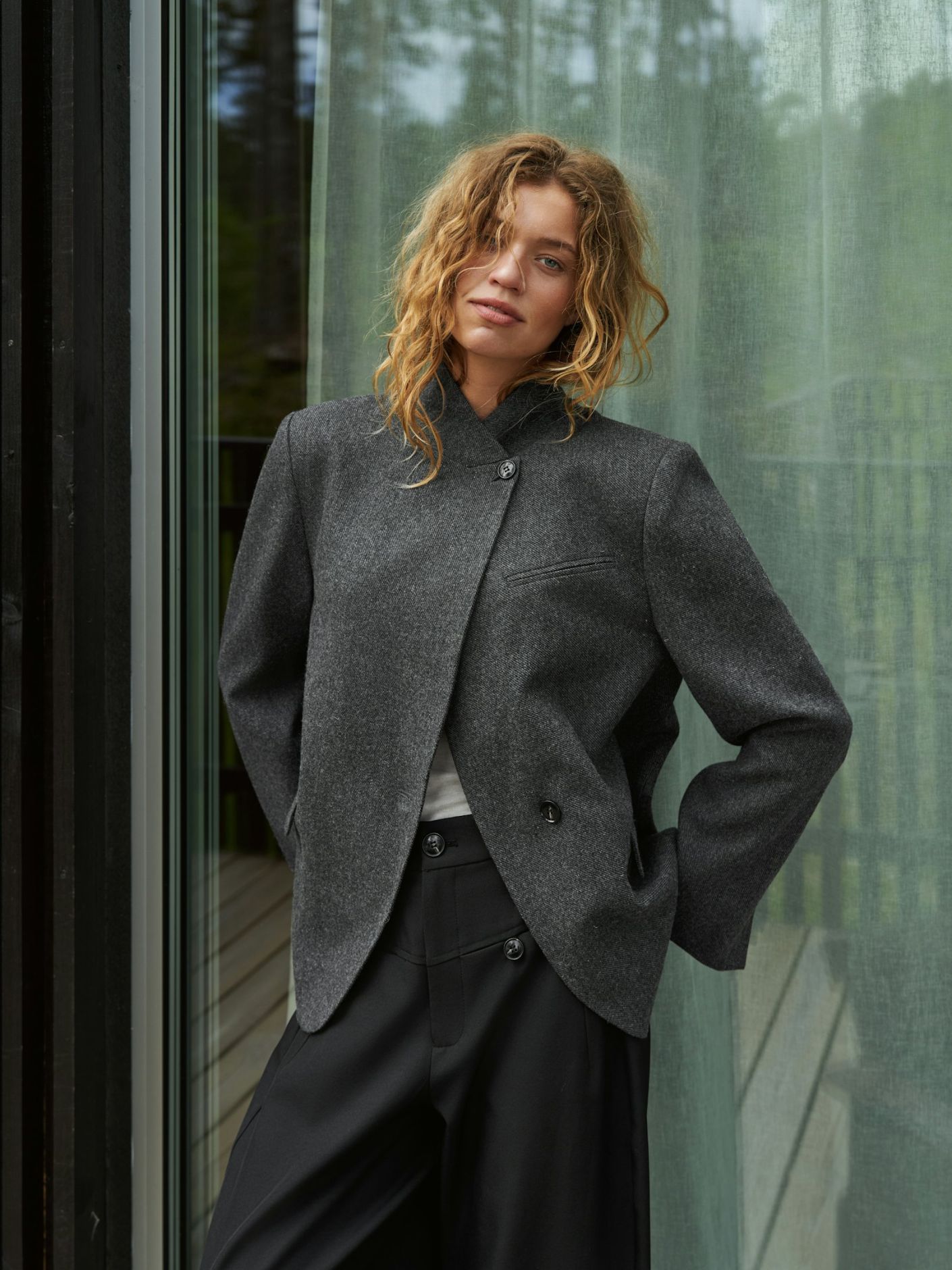 NERINE STRUCTURE TWILL BLAZER