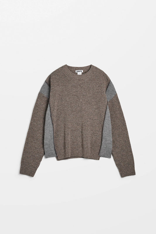 PATCHED SWEATER