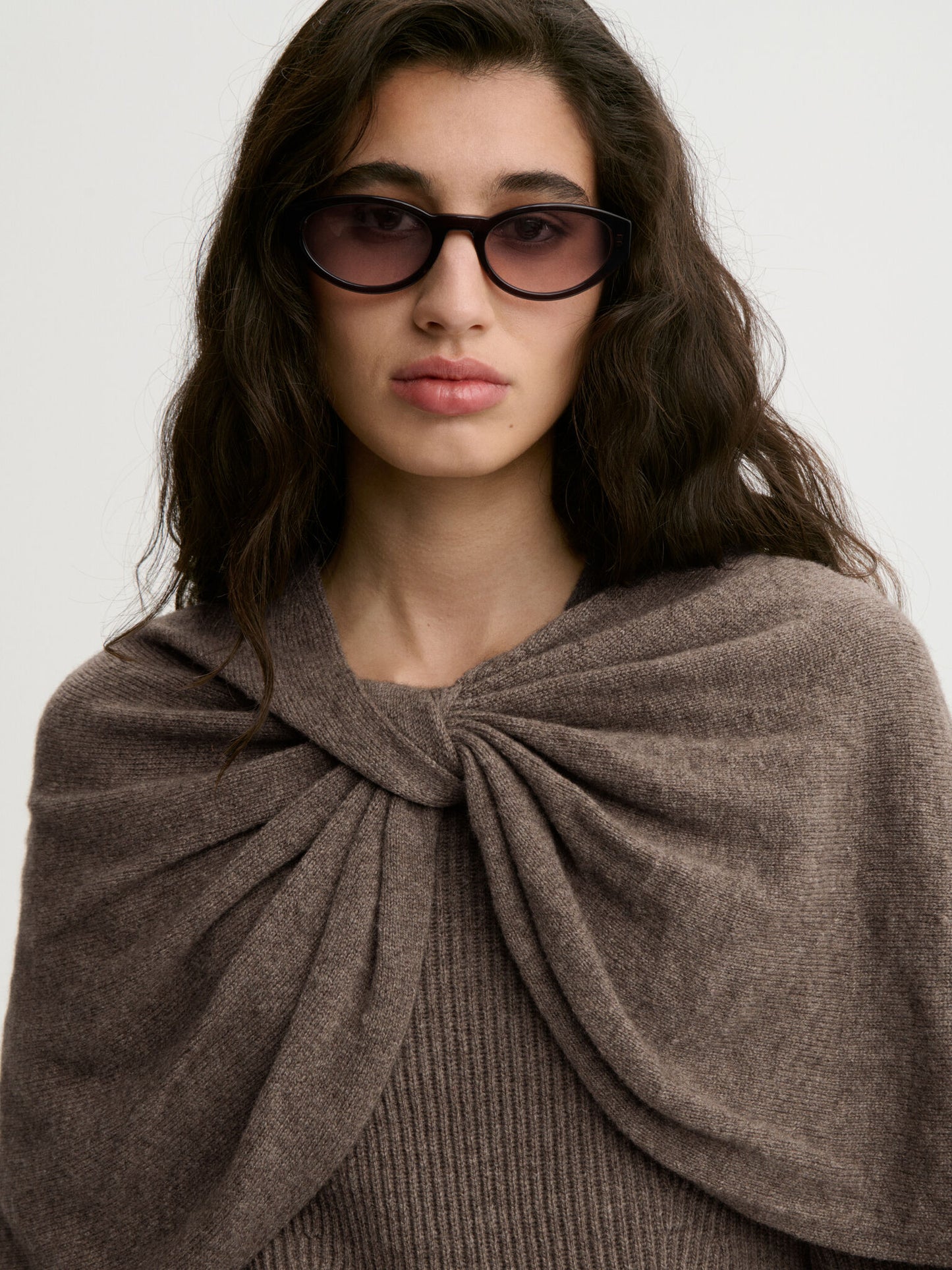 PINNE WOOL CAPE
