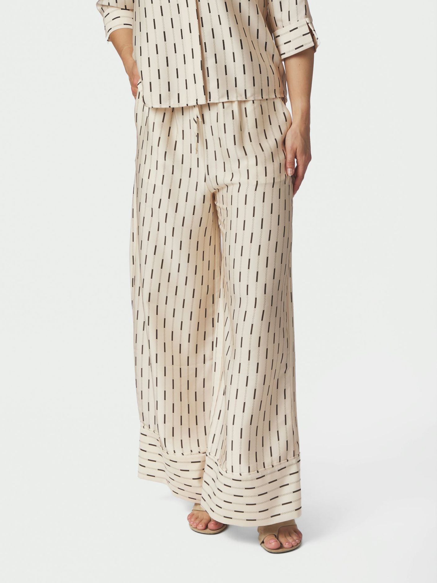 SORA PRINT PANTS