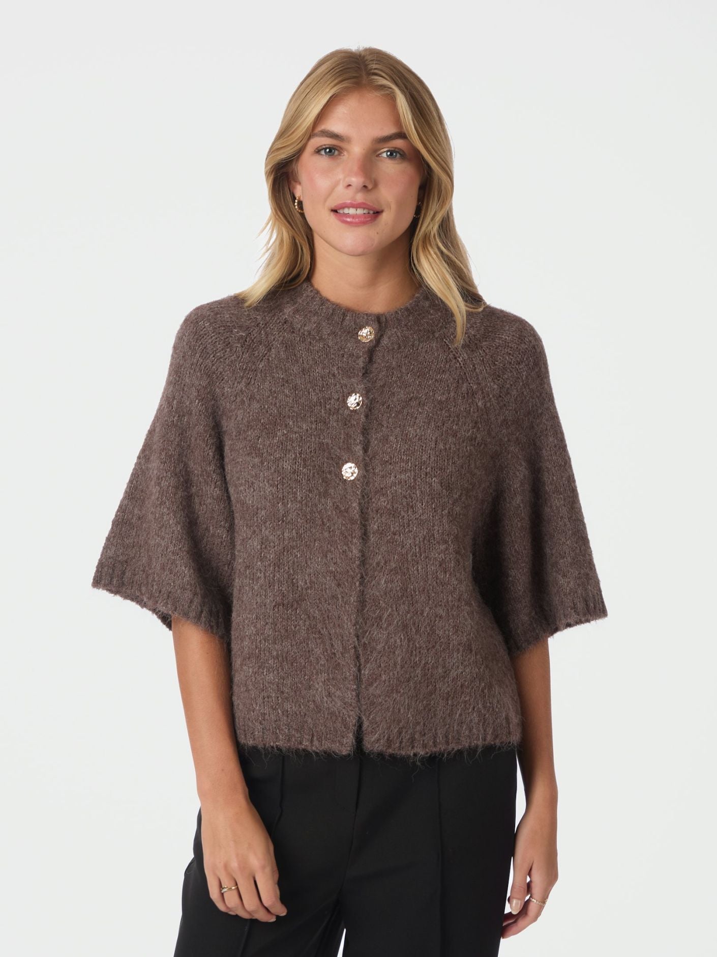 BENUTA FLUFFY CARDIGAN