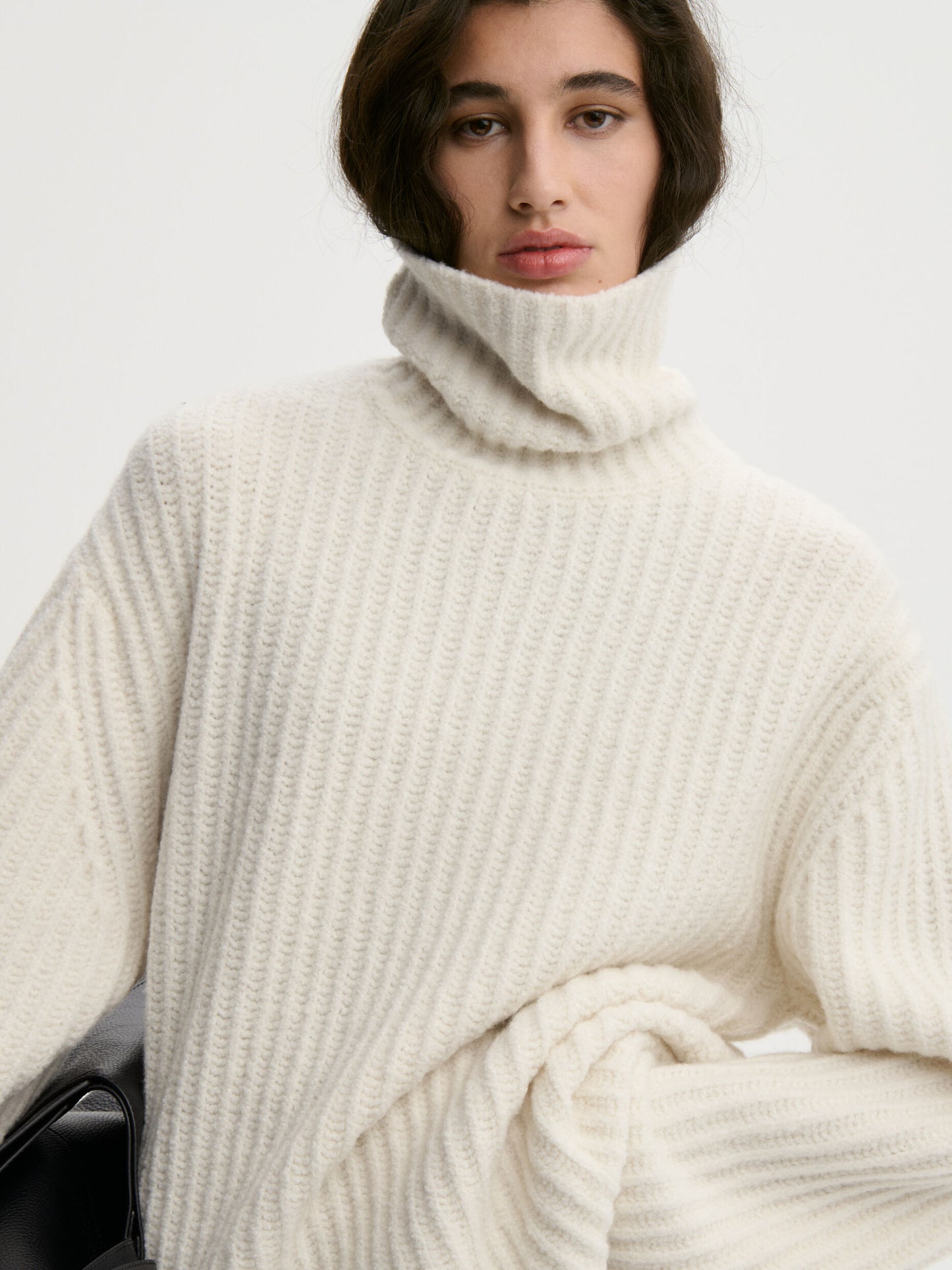 DAFNE SWEATER