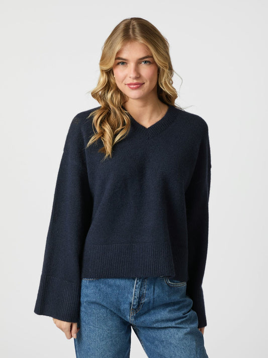 DOVA KNIT BLOUSE