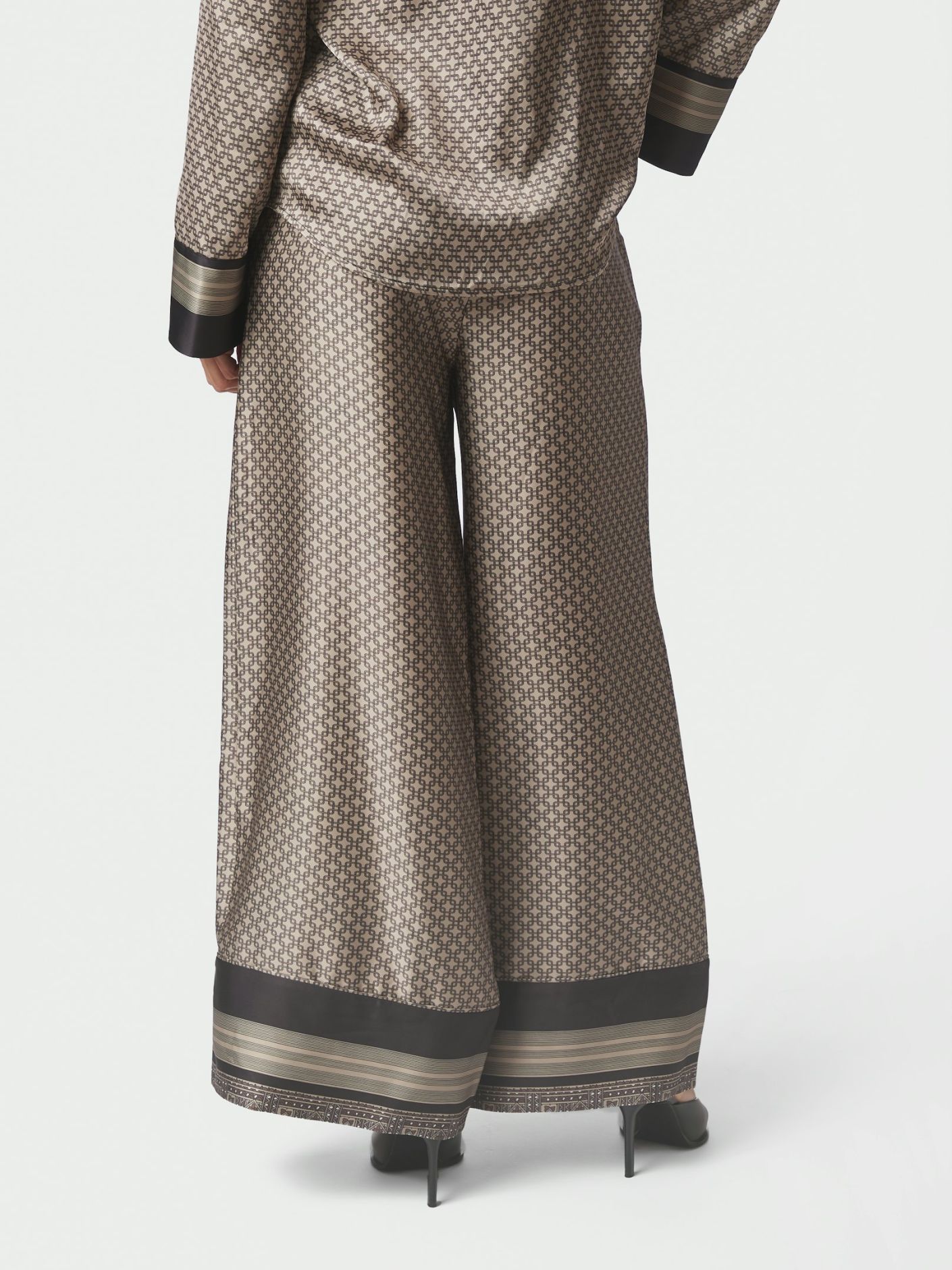 SORA PATTERN PANTS