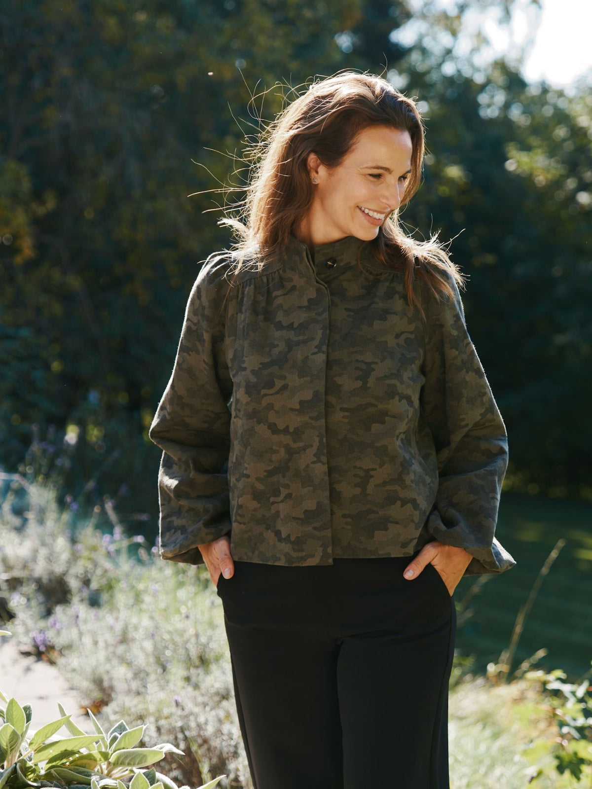 TIRSA CAMOU JACKET